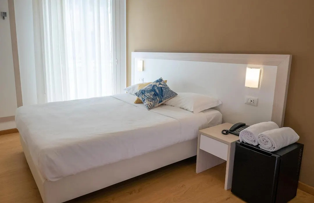 Hotel Canarie-1